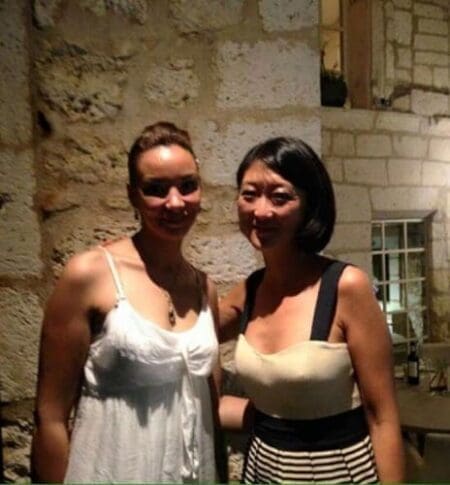 Loubna Abidar fière aux cotés de Fleur Pellerin