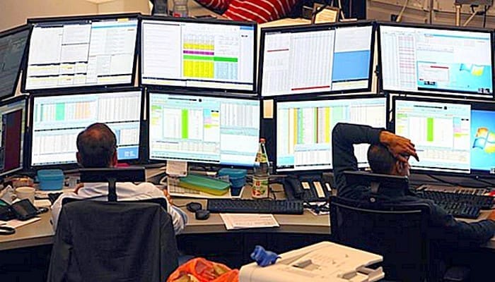 Les bourses européennes et asiatiques clôturent ce lundi en forte baisse