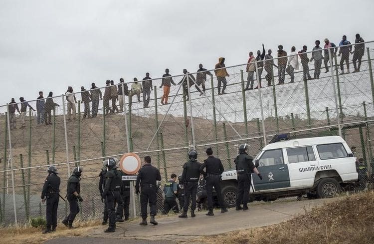 Immigration : Madrid dit avoir investi beaucoup d’argent dans sa coopération avec le Maroc notamment