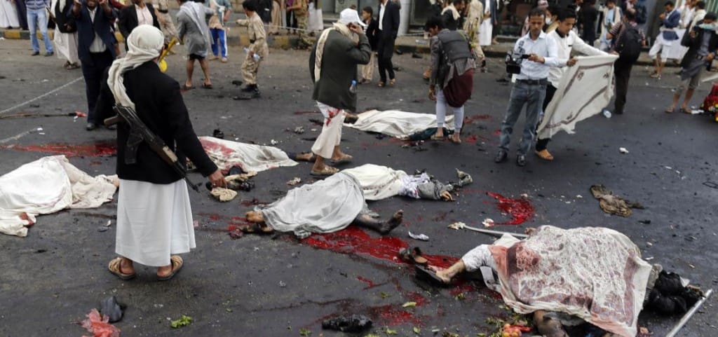 25 morts dans un attentat à Sanaa revendiqué par l’EI