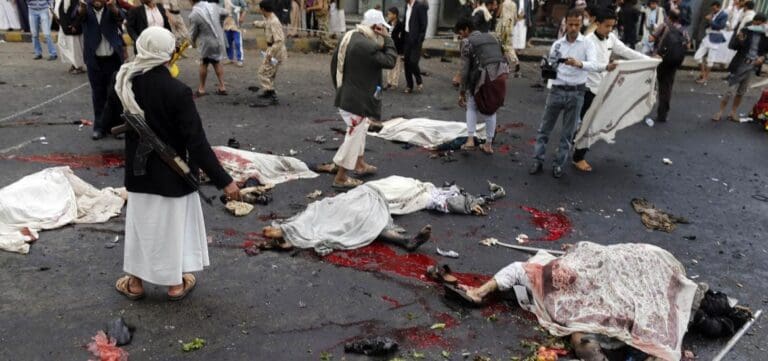 25 morts dans un attentat à Sanaa revendiqué par l’EI