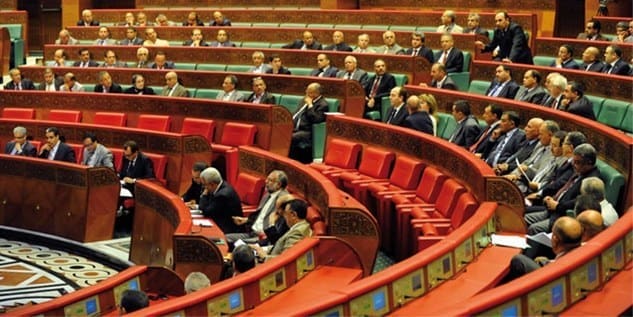 Chambre des conseillers: Election le 2 octobre de 120 conseillers au lieu de 270 dans l’ancienne.