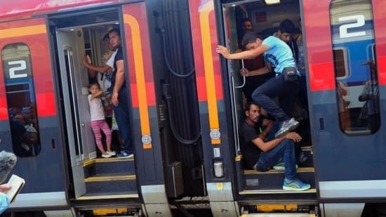 Hongrie: Suspension du trafic ferroviaire à la gare de Budapest pour dissuader les migrants