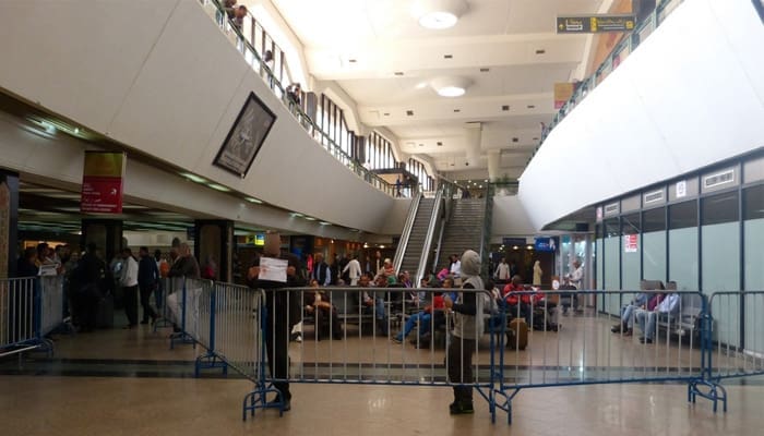 Nouvelles instructions pour s’assurer de l’authenticité des documents de voyage dans les aéroports