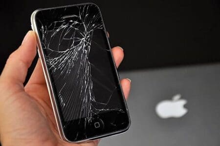 Bientôt des I-phones incassables?