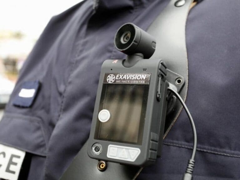 La caméra-piéton, bientôt généralisée dans toutes les villes de France