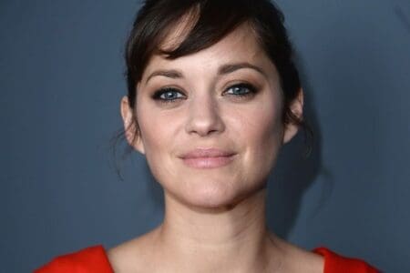 À l’occasion de ses 40 ans, Marion Cotillard s’est vue offrir une parcelle de terre en Ecosse et le titre de Lady qui va avec