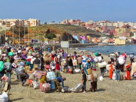 Espagne : Appel à la mise en place d’une ‘’douane commerciale’’ au niveau de Sebta