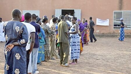 Burkina Faso: des centaines de femmes marchent dans le nord du pays contre l’insécurité