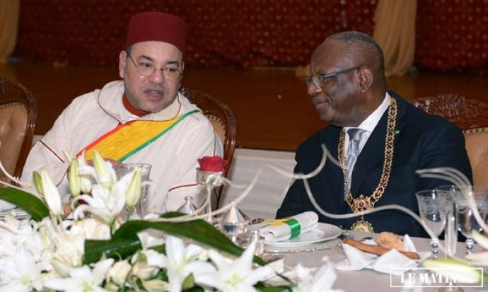 Le Maroc intervient pour guider les pourparlers de paix au Mali