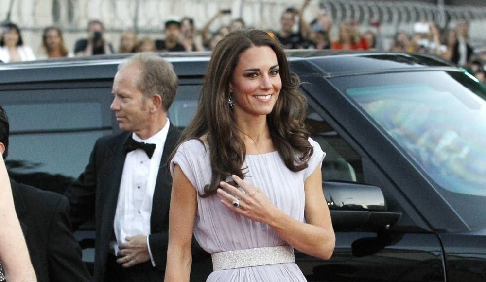 Kate Middleton interdit la vente d’une réplique de sa bague de fiançailles