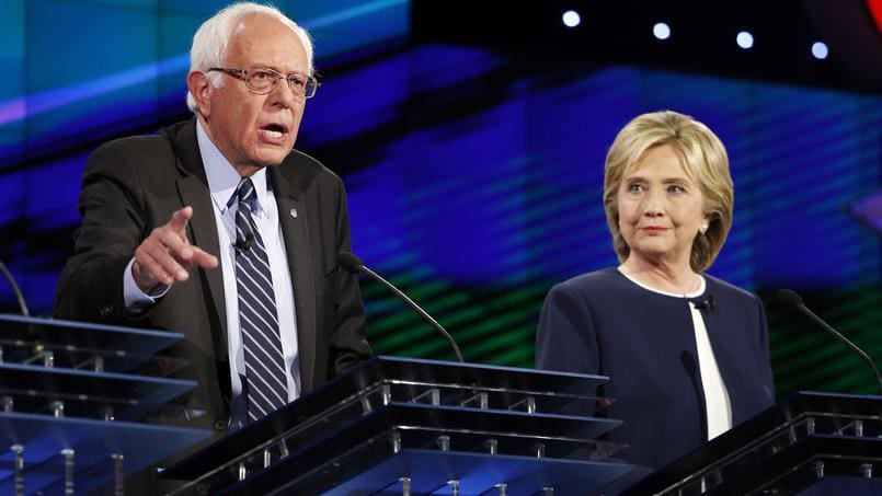 Primaires américaines : Clinton mise en difficulté par Sanders pour ses « liens » avec Wall Street