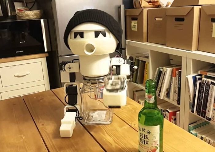 La Corée du Sud invente  »Drinky » le robot buveur d’alcool (vidéo)
