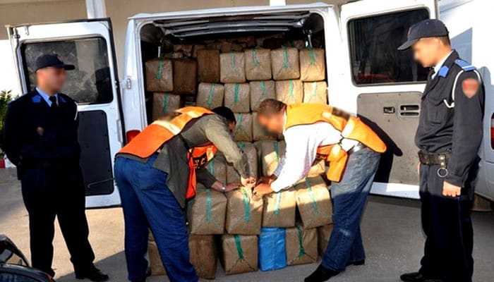 Au moins 6,6 Tonnes de cannabis saisies et de 6 suspects arrêtés à Agadir
