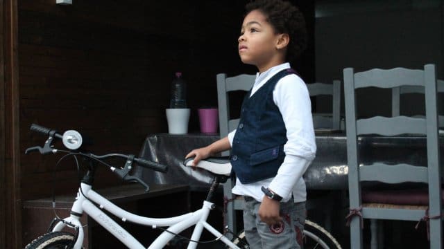 Un  garçon de 5 ans sauve la vie de son père victime d’un malaise cardiaque