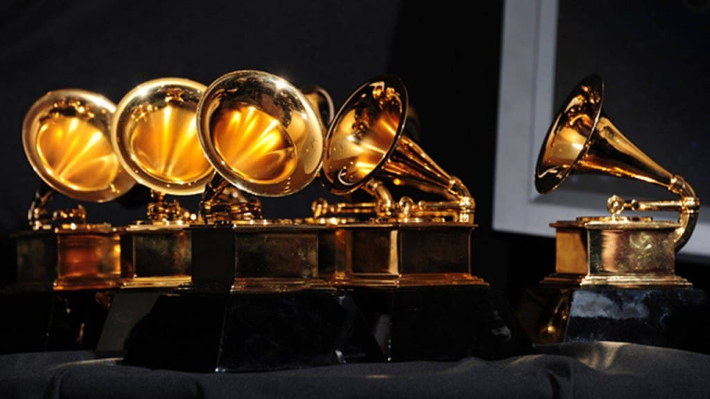 Carton plein pour Taylor Swift et Kendrick Lamar lors des Grammy Awards (vidéo)