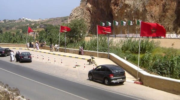 Réouverture des frontières avec le Maroc : le pouvoir à Alger réagit enfin à travers El Moujahid