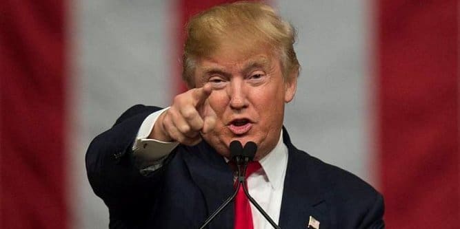 Le candidat républicain Donald Trump appelle au boycott d’Apple (vidéo)