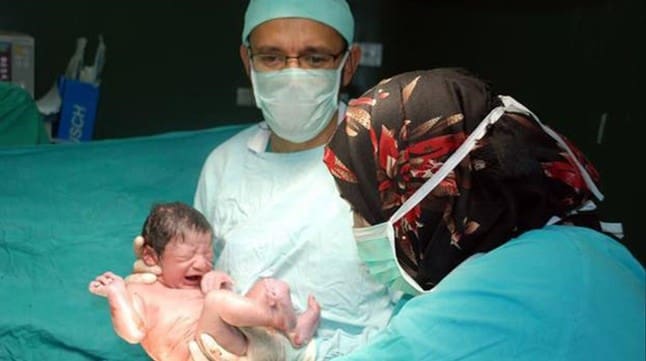 « Je me considère comme un médecin sans frontières », affirme le Dr. des pauvres Zouhair Lahna qui a vu sa clinique fermée par les autorités