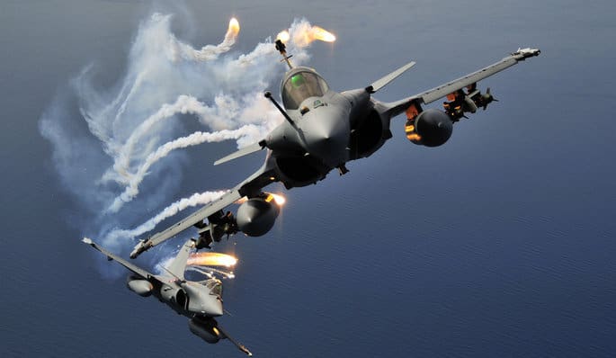 L’Egypte s’offrira de 30 avions de combat Rafale supplémentaires à la France