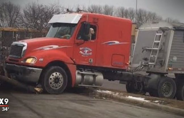 Minnesota: un chien prend les commandes du camion de son maître (vidéo)