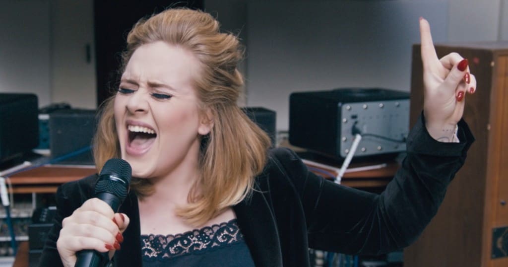 Piratage: Des photos personnelles d’Adele circulent sur le net