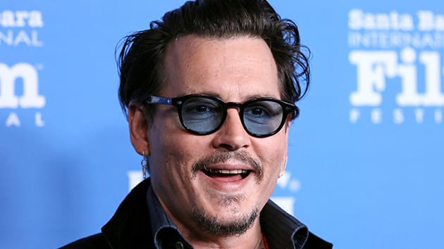 Johnny Deep se moque à nouveau de Donald Trump (vidéo)