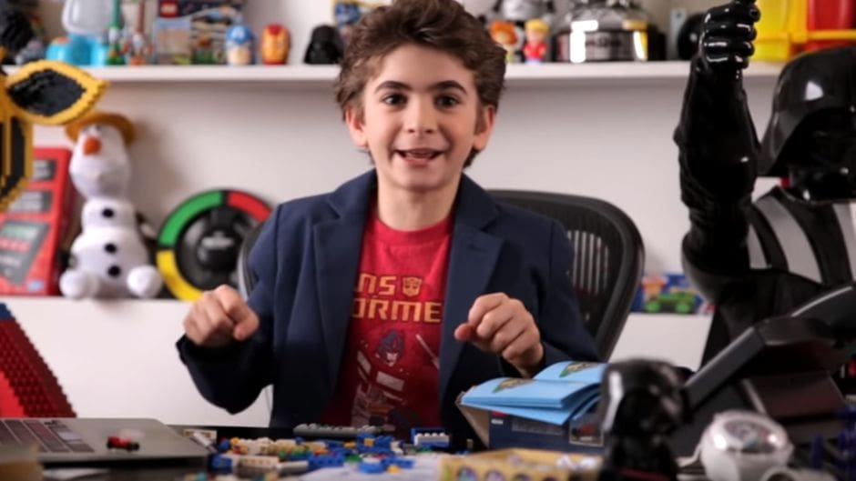 Au Canada, un enfant de 12 ans devient PDG de la grande chaine de jouets  » Toys’ R’ Us