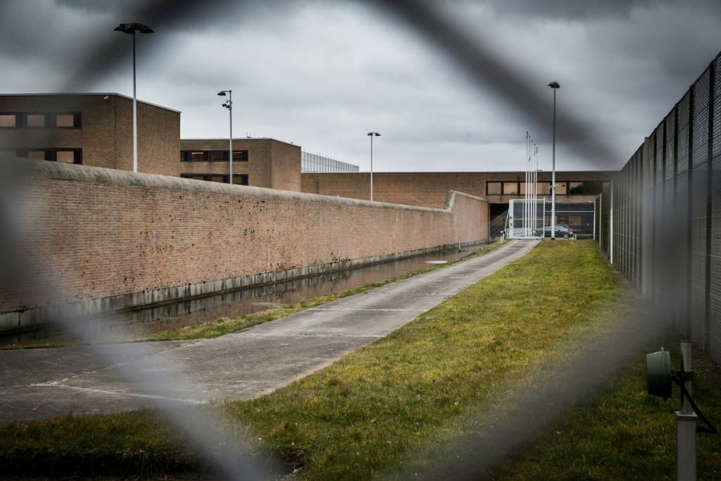 Salah Abdeslam a passé sa première nuit à la prison de Bruges