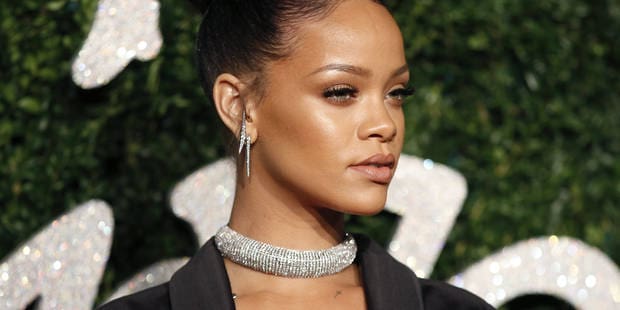 Rihanna propose des bourses d’études supérieurs pour les élèves les plus méritants