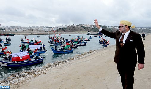 El Pais: Le roi Mohammed VI conquiert Tanger à coups d’investissements