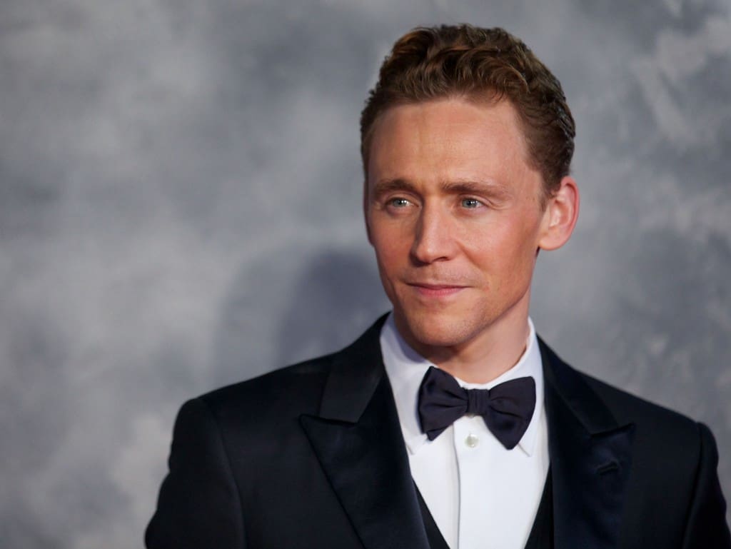Tom Hiddelston: Potentiel remplaçant de Daniel Craig dans la saga James Bond