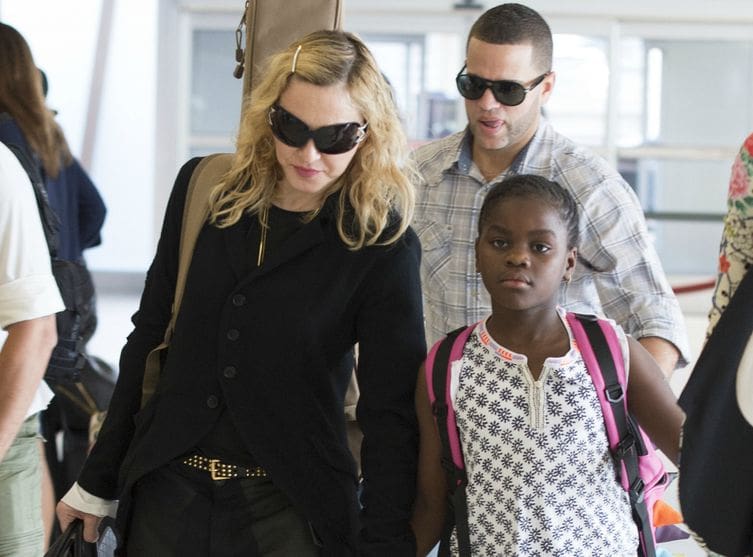 Madonna: La mère biologique de sa fille Mercy serait décidée à la récupérer