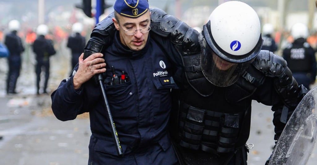 Manifestations contre la Loi El Khomri en France: Les policiers, ulcérés, manifestent contre les manifestants