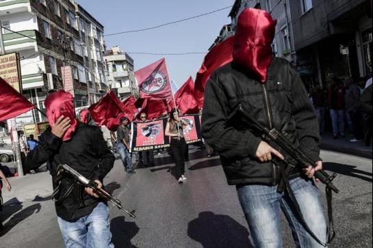 Un groupe radical turque (TAK) proche des rebelles du (PKK) a revendiqué vendredi l’attentat d’Istanbul