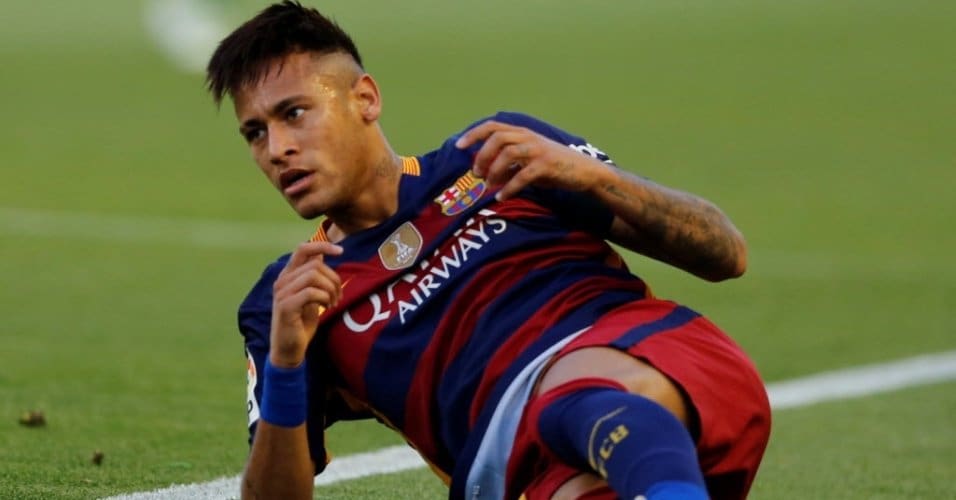 Neymar aurait accepté une offre annuelle de 50millions d’euros pour rejoindre le PSG