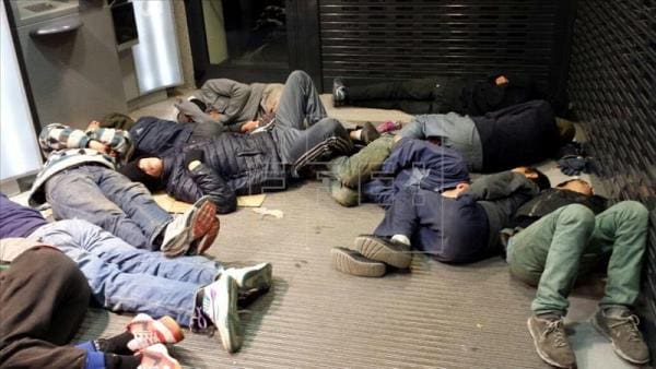 Des femmes marocaines abandonnent leurs enfants à Melillia (Assabah)