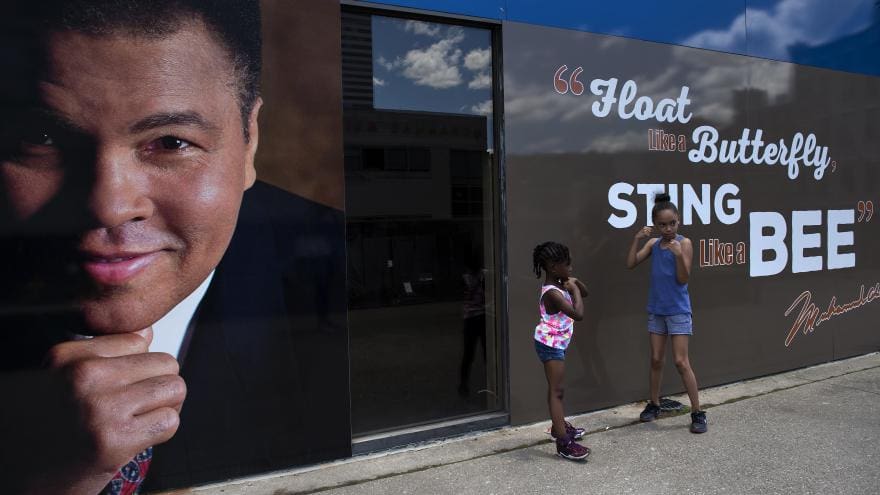 New York: Le maire rebaptise une rue  »Voie Mohamed Ali »