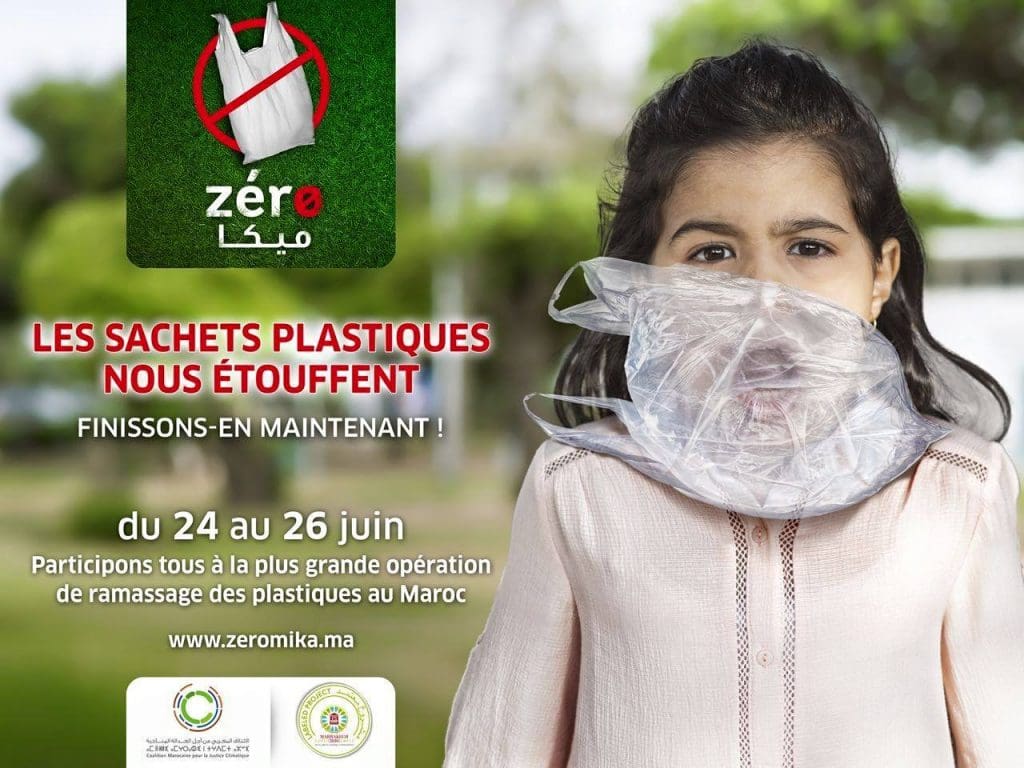 Le sac en plastique: l’ennemi à abattre