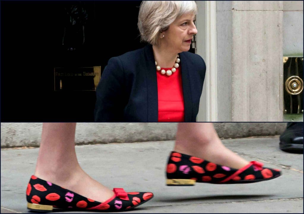 Buzz UK: Les chaussures de Theresa May au coeur de toutes les attentions (photos)