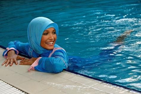 France: Annulation de la journée piscine réservée aux femmes voilées (Pennes-Mirabeau)