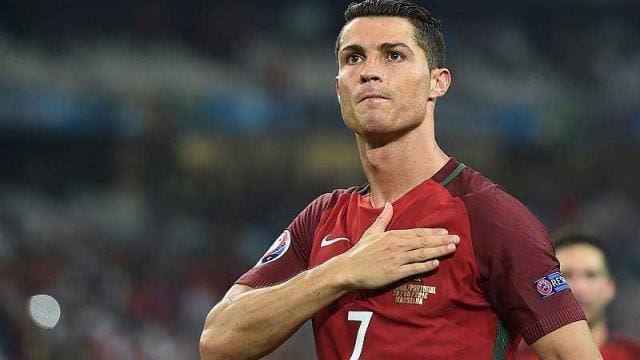 Incendies Portugal: Cristiano Ronaldo met la main à la poche