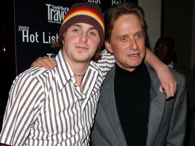 Après 7 ans de prison pour traffic de drogue, le fils de Michael Douglas est libre