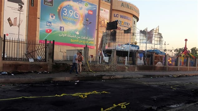 Bagdad: Double attentat dans un centre commercial, bilan: 10 morts et 28 blessés