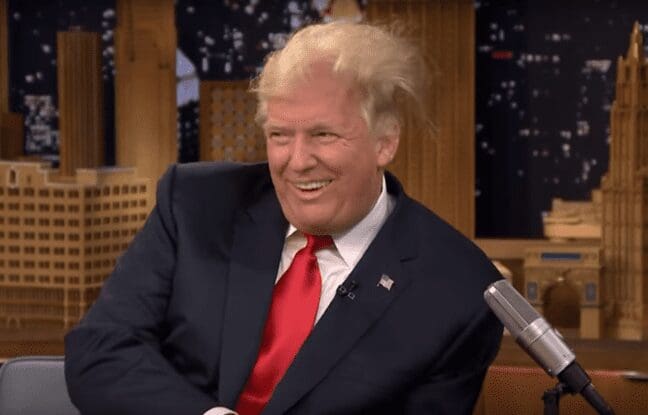 Pour le plaisir des yeux: Donald Trump se fait décoiffer sur le plateau de Tonight Show (vidéo)