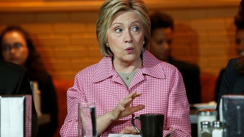 Hillary Clinton: Sa cote de popularité en chute à 50 jours de l’élection présidentielle