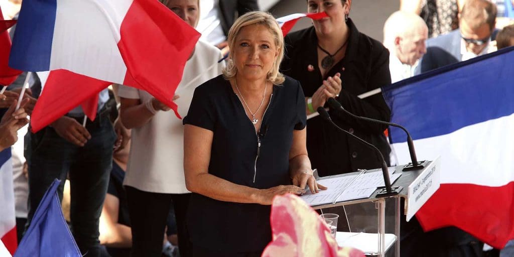 Marine Le Pen accuse Sarkozy « d’allégeance » au roi d’Arabie saoudite