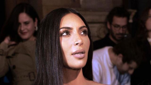 Kim Kardashian victime d’une agression par des hommes armés déguisés en policiers
