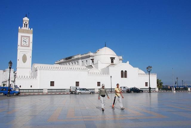 El Algérie, même les mosquées ne sont pas épargnées par la crise