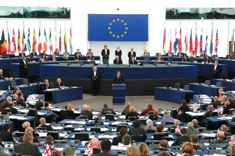 Climat: le Parlement européen approuve l’accord de Paris